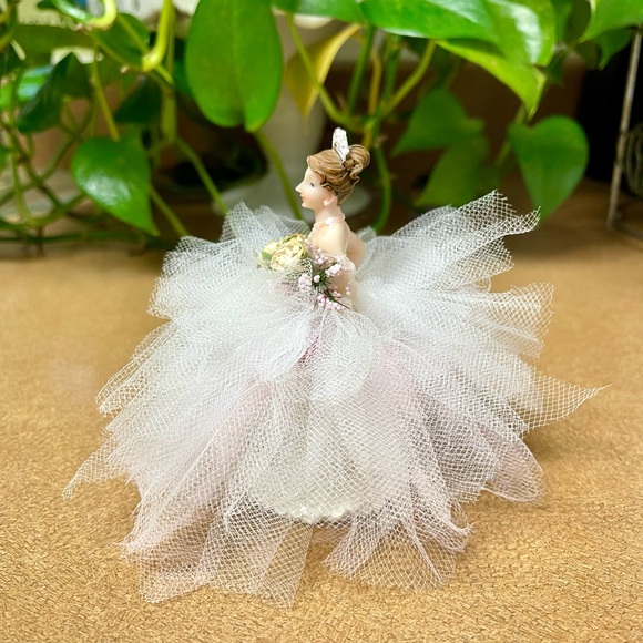 Vintage Wedding Cake Topper 4 inches Off White Tulle Dress Bride - Picture 3 of 13